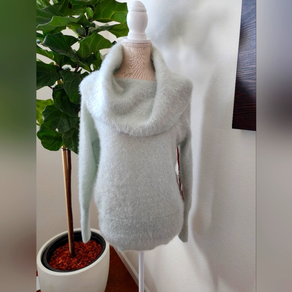 NEW JLO Cowl Turtleneck Sweater, Size Small, Soft Green